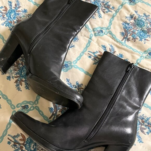 Nine West Booties - Picture 5 of 8